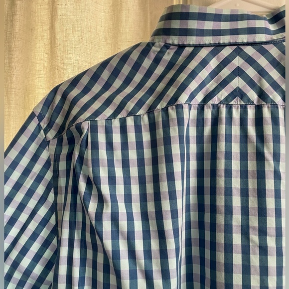 GAP Slim-Fit Non-Iron Button-Down - Picture 9 of 9
